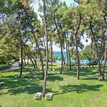 Aparthotel Hapimag Sea Garden 5*